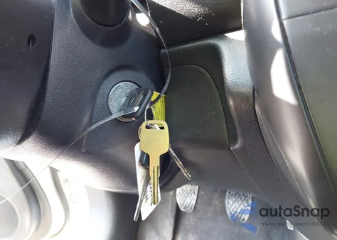 2017 Nissan Versa 1.6 S z USA, uszkodzony, nr VIN 3N1CN7AP0HL822124